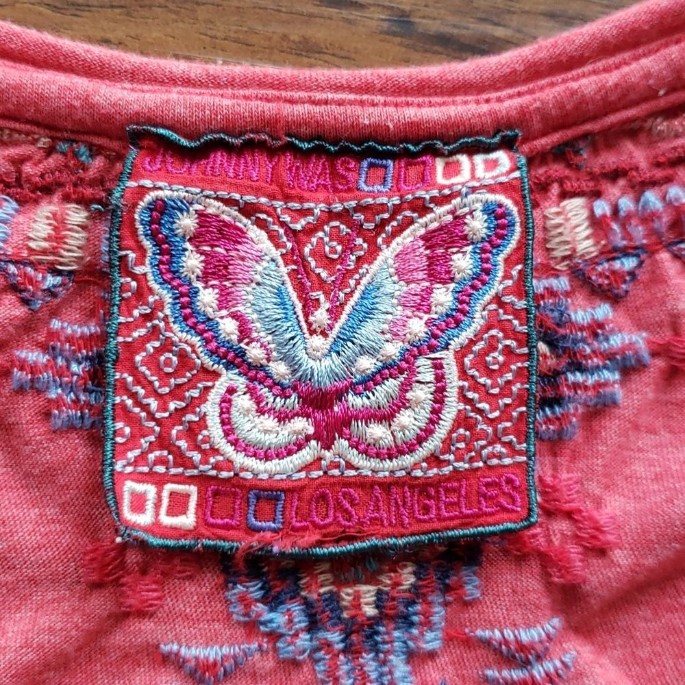 Johnny Was Red Embroidered Geometric Chic Feminine Boho Edgy Top Size Medium - Picture 3 of 4